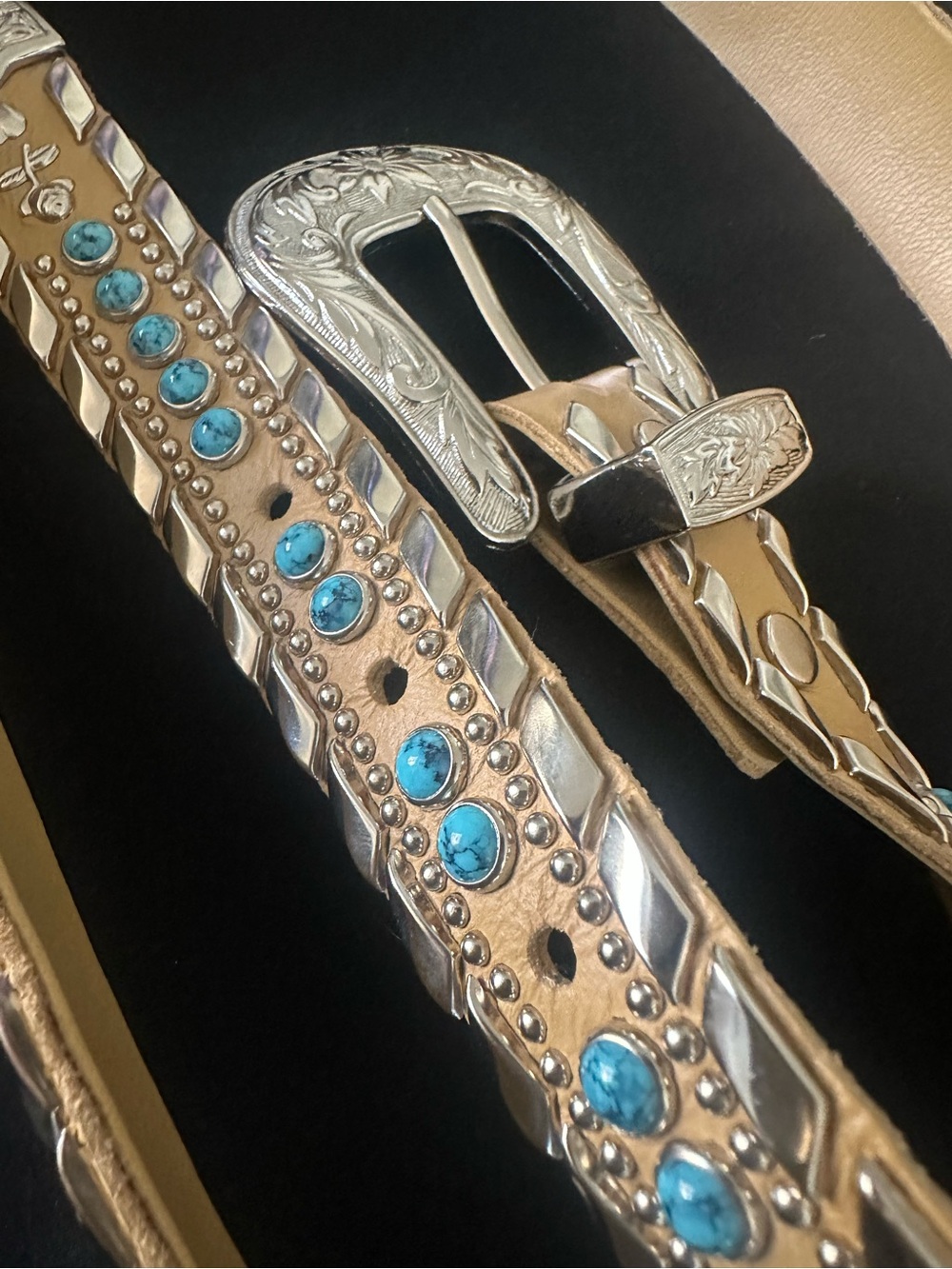 Kippys Tan Belt with Turquoise Stones and Engraved Silver Buckle - Picture 4 of 11
